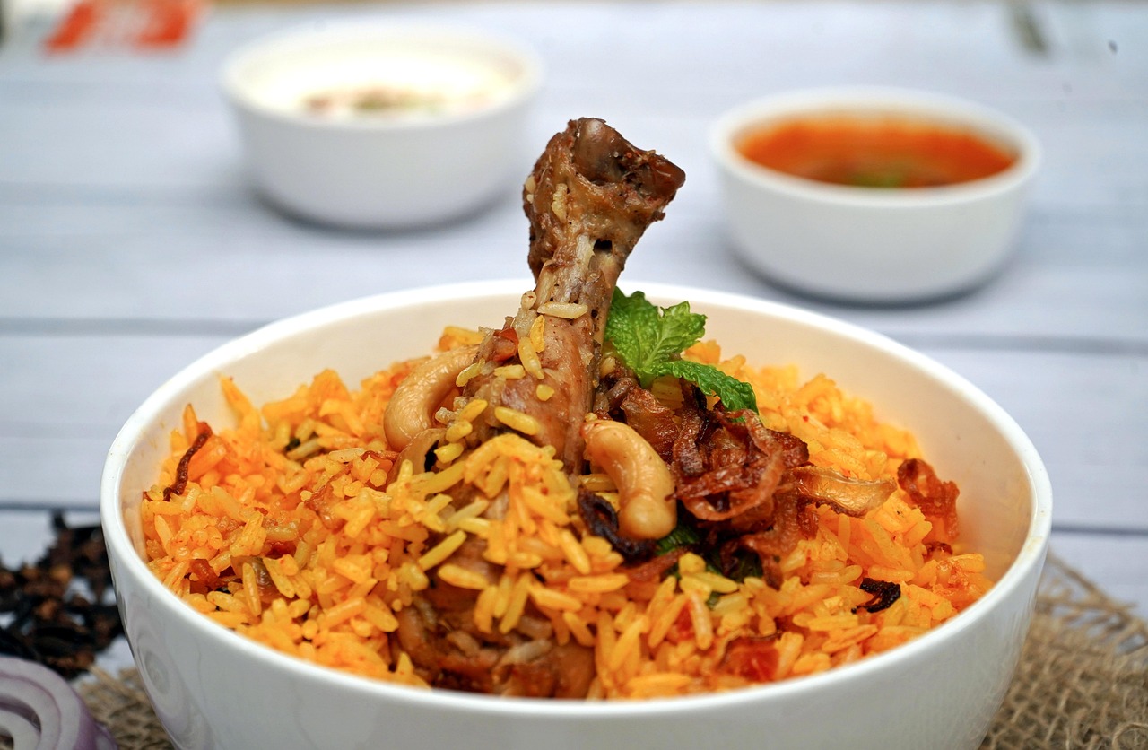 Your Guide to Choosing & Buying the Best Rice for Biryani